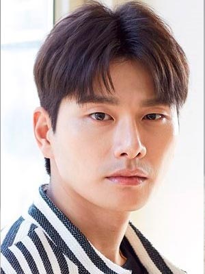 Актер Ли И Гён